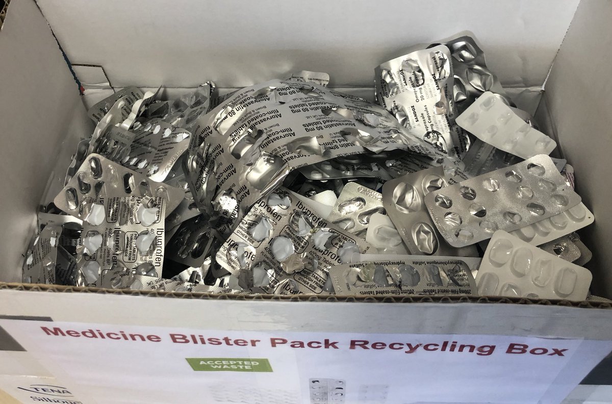 ayubkhan786's tweet image. Lots of recycling happening @warkslibraries Harbury CML #greenlibraries