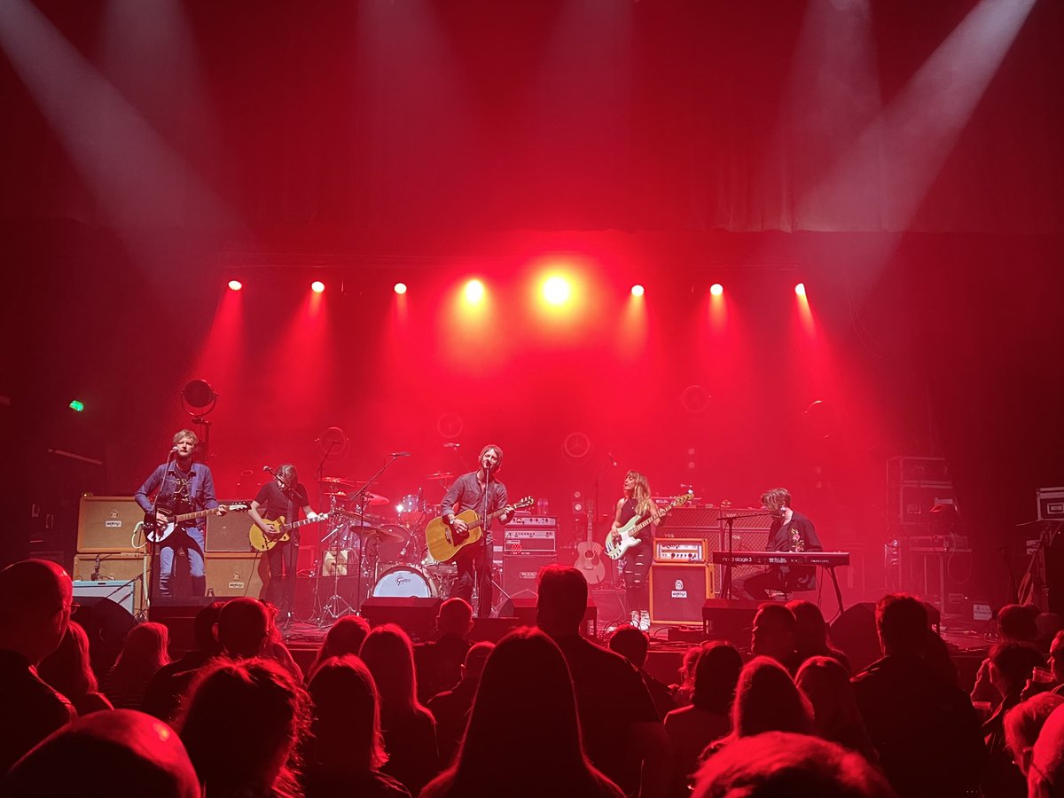 ⁦<a href="/BysonFamily/">The Byson Family</a>⁩ great set again in Stirling tonight supporting the great ⁦<a href="/DelAmitri/">Del Amitri</a>⁩ see you again on Friday ⁦<a href="/TheBarrowlands/">Barrowland Ballroom</a>⁩