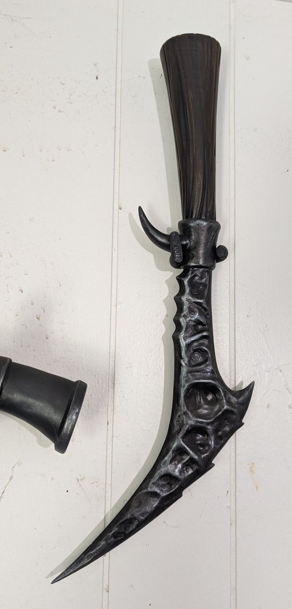 Arkhelaos3D's tweet photo. Here are some more pictures, of the dagger as well. https://t.co/Tvb9VAxXjx