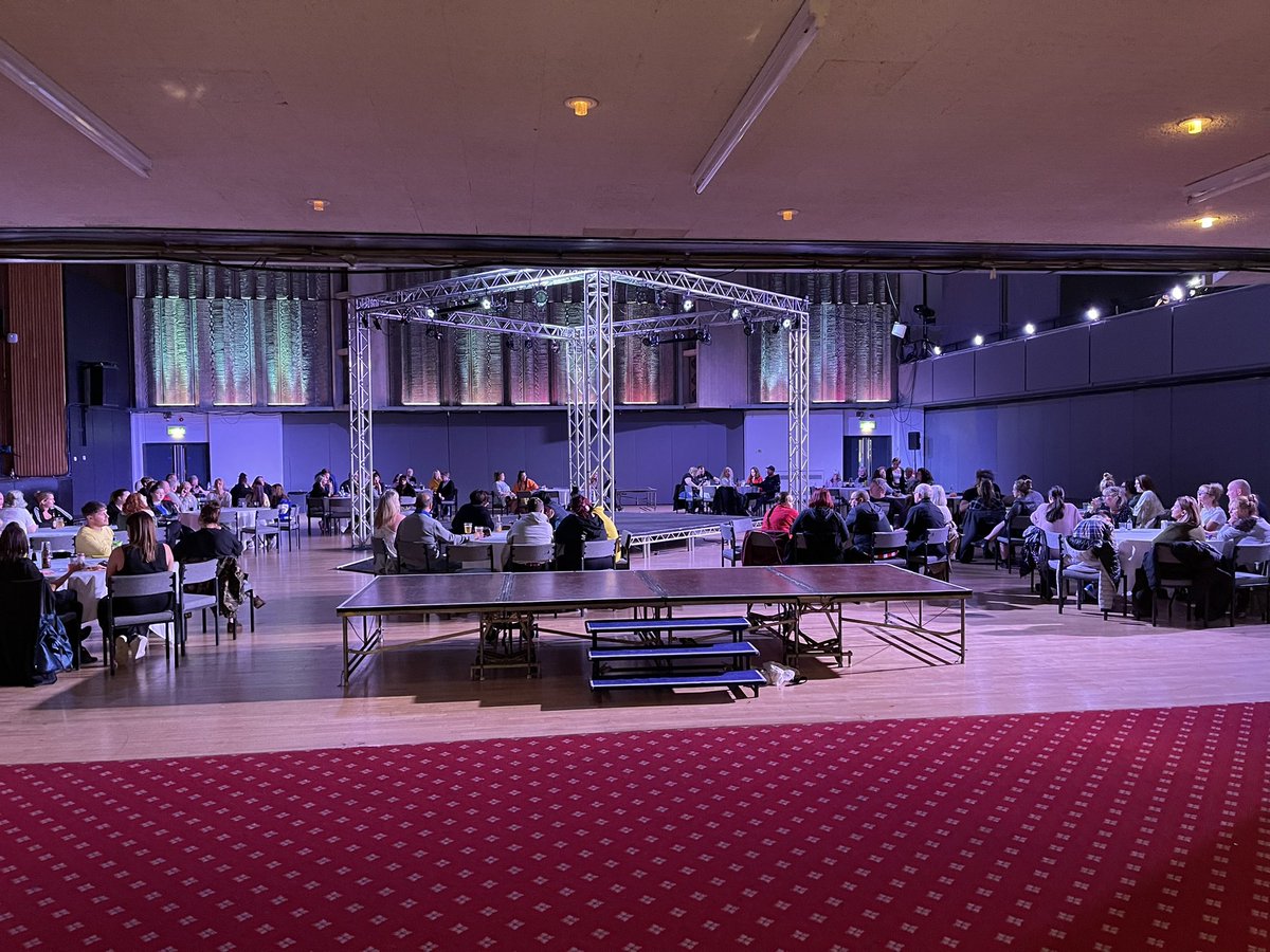 Ajay Javer (@ajayjaver) on Twitter photo Oldham College drama production is tonight’s booking at the Qe Hall. Fantastic layout and use off staging and lighting by <a href="/New_image_pr/">New Image (PR) Ltd</a> <a href="/QEHall/">Queen Elizabeth Hall</a> <a href="/OldhamCollege/">Oldham College</a> Oldham College drama production is tonight’s booking at the Qe Hall. Fantastic layout and use off staging and lighting by <a href="/New_image_pr/">New Image (PR) Ltd</a> <a href="/QEHall/">Queen Elizabeth Hall</a> <a href="/OldhamCollege/">Oldham College</a>