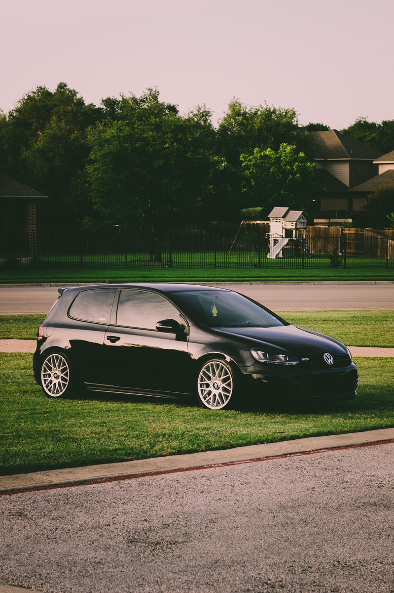 acidelijah's tweet image. hi.