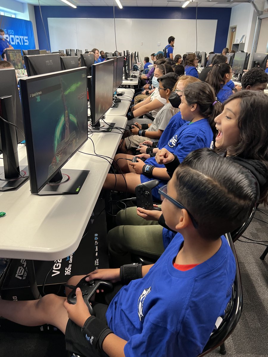 disdactivities's tweet image. DAY 3 of ESports Camp is ready to LEVEL UP! 

The future is right here @dallasschools 

#ESports #DallasISDProud #LevelUp #Gaming 

@TrusteeHenry 
@edwinflorestroy 
@DanforDISD 
@MarshallforDISD 
@joyceforeman16 
@benfordisd 
@for_isd 
@JoeCarreon 
@CamileDWhite1 
@shannontrejo