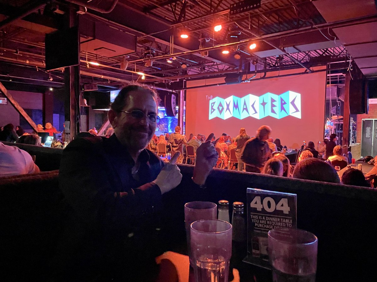 KipWinger's tweet image. Got a chance to see my old buddy #BillyBobThornton and his band @TheBoxmasters when I was in LA for my ballet a few weeks ago!

If they're playing near you, go see them! So much fun and great dudes!

#TheBoxmasters #KipWinger