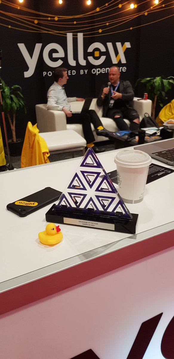 Yellow's tweet photo. 🚀 Another massive day at @AIBCSummit

🏆 We won Exchange Of The Year 2022

📣 We had a fantastic time spreading the word about state channels and Layer-3 to a global audience.

👷‍♂️ #YellowNetwork keeps growing https://t.co/oIDiWcyKfi