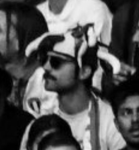 joelballester95's tweet photo. @4sinproyeccion Freddy Mercury tampoco quiso perderse del show de la Scaloneta https://t.co/IThyl15ShG