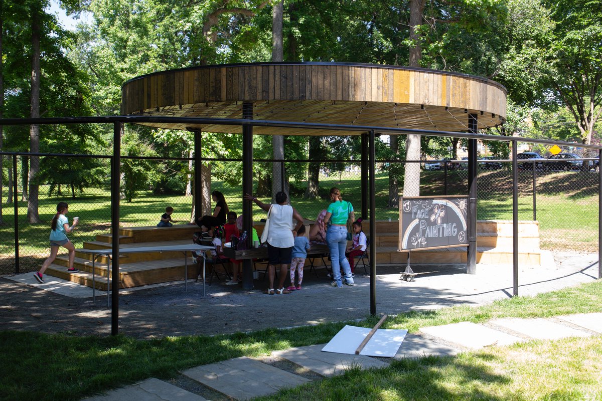 Some views of the #ward8well opening last weekend. Congratulations <a href="/dc_greens/">DC Greens</a>!