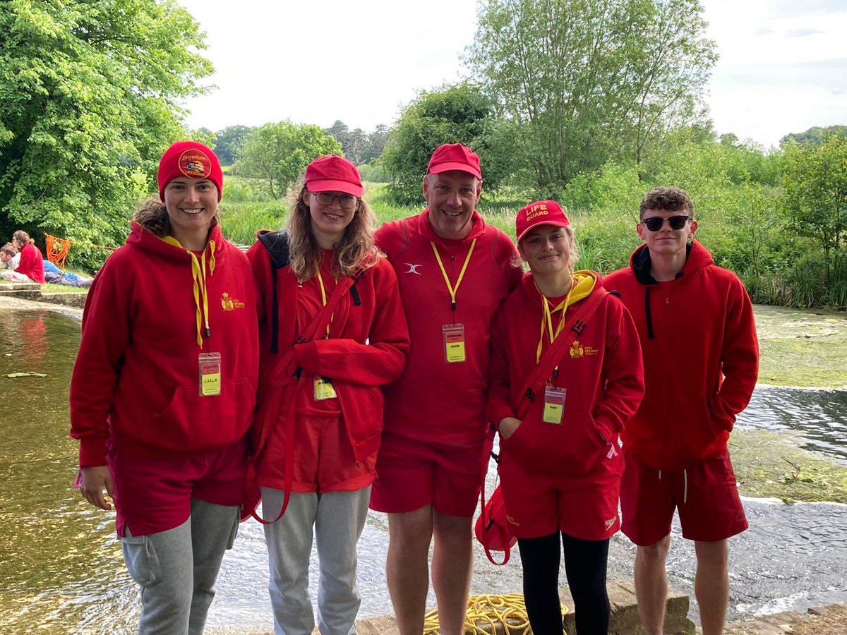 EbbsEbbs's tweet photo. It wasn’t all work at @RedRoosterFest for the #lifeguard crew
Keeping those Roosters #safe by day, but having fun in the evenings 
Could you become an #openwater lifeguard? Course dates still happening 

#Suffolk #Norfolk #Essex #rescue #save #swimming #watersafety #lifesaver https://t.co/9hsp9yabxf