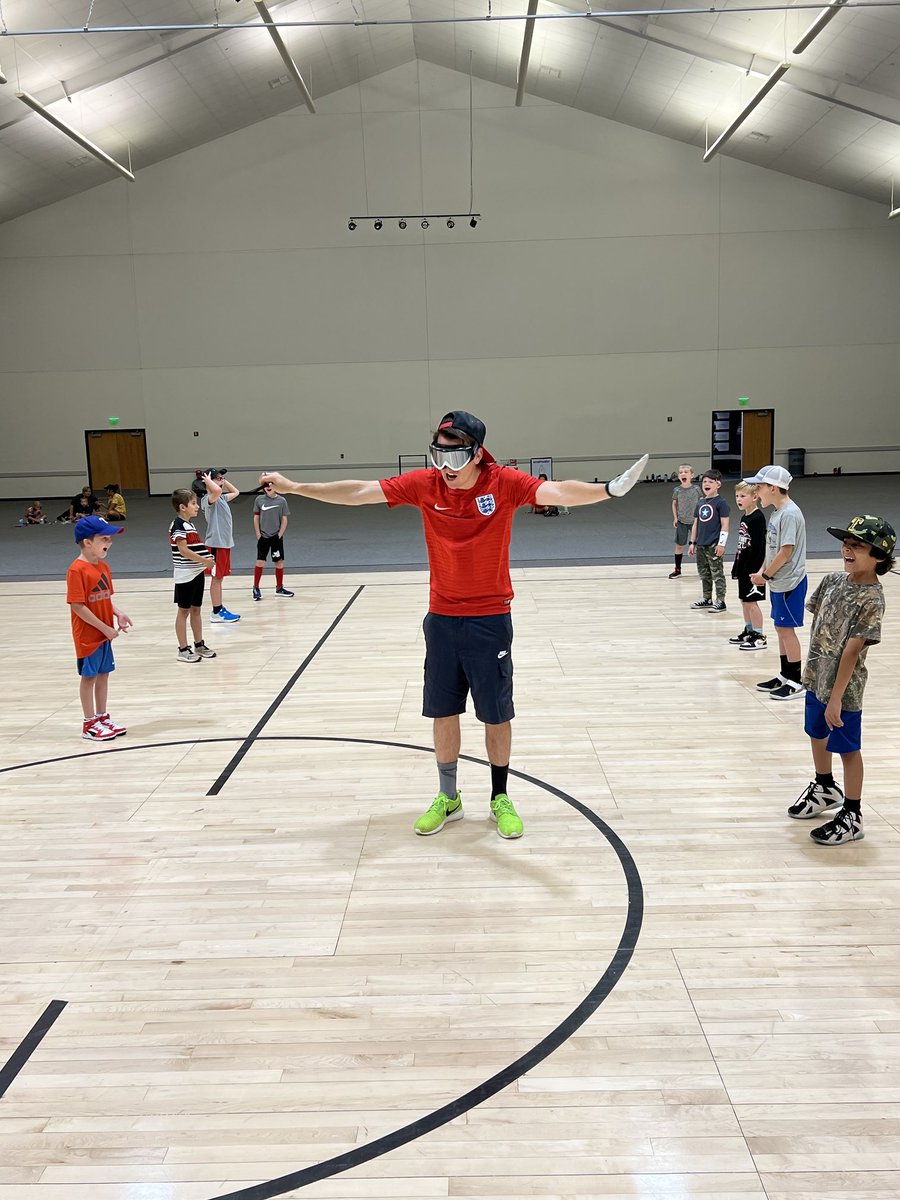 BretteTanner's tweet photo. Gear day at camp! This is how I envision Coach Crass as a 14 year old. #GoWildcats #WorkingToBeTheBest https://t.co/VhWR2gpJtS