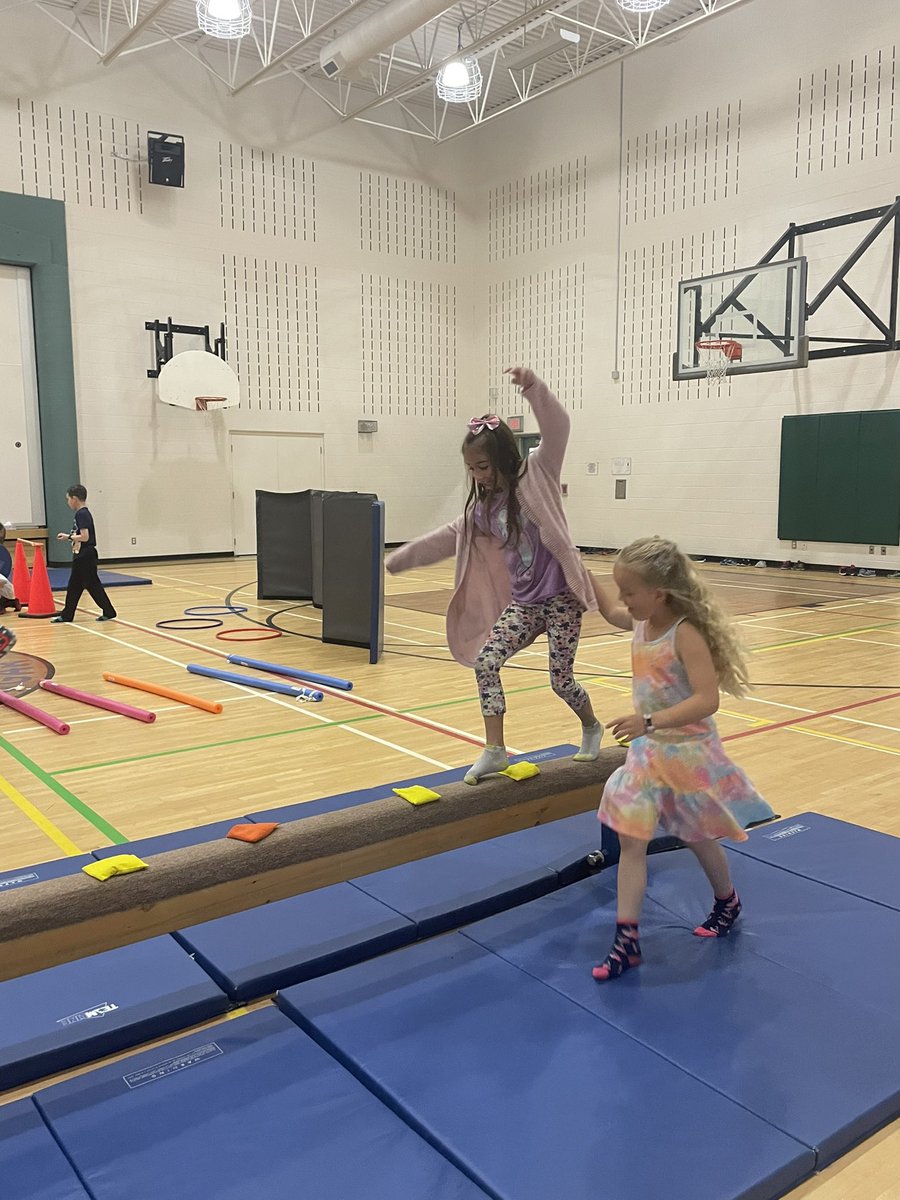 MrsKelndo's tweet photo. Grade 2 spies in the making! #missionimpossible @PrairieWaters https://t.co/yu236OVp07