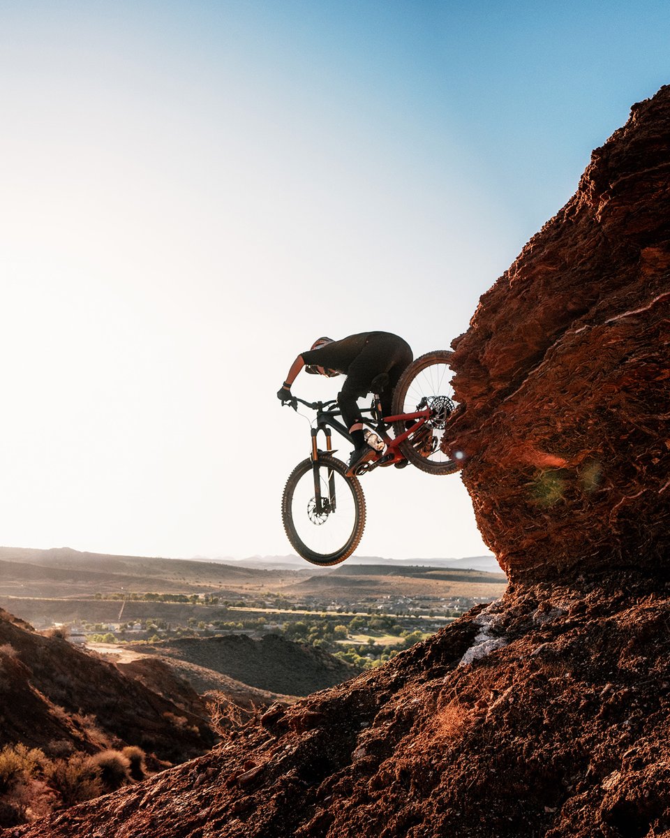 Summer is near, who is ready?

Don't miss out on our sunglass collection designed for the outdoor lifestyle, perfect for those sunny day adventures.

Featuring Anon athlete @myshellparker
📸:: @blattphoto

#anonoptics #sunglasses #anonsunglasses