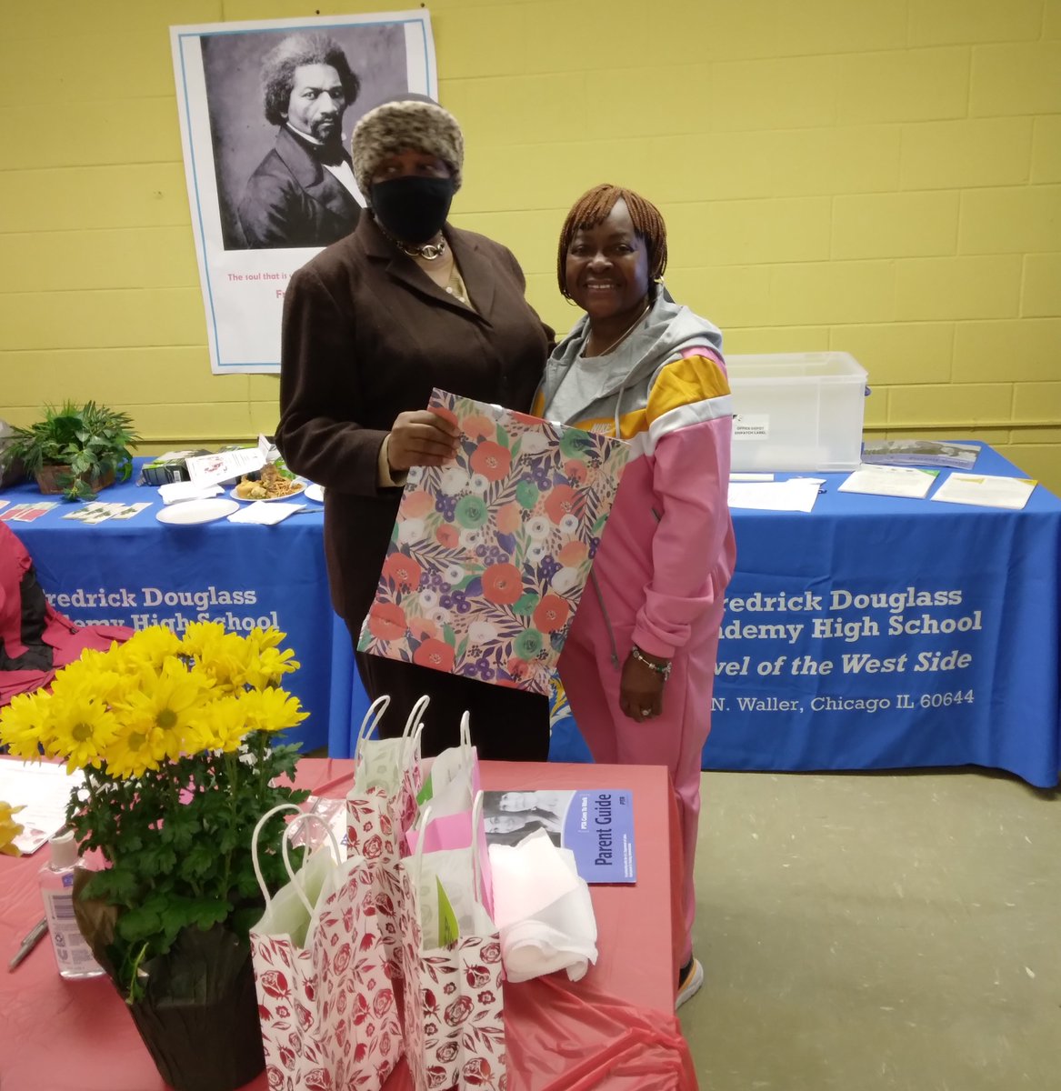 Frederick Douglass HS (@hsdouglass) on Twitter photo Chicago PTA Region Mother’s Day/Founder's Day Celebration. Douglass Parents came out and enjoyed the event. Parents engaged in dialogue and workshop presentations. Dinner was served and gifts were given. <a href="/ChiPubSchools/">CPS - Chicago Public Schools</a> <a href="/AustinWeeklyChi/">Austin Weekly News</a> Chicago PTA Region Mother’s Day/Founder's Day Celebration. Douglass Parents came out and enjoyed the event. Parents engaged in dialogue and workshop presentations. Dinner was served and gifts were given. <a href="/ChiPubSchools/">CPS - Chicago Public Schools</a> <a href="/AustinWeeklyChi/">Austin Weekly News</a>