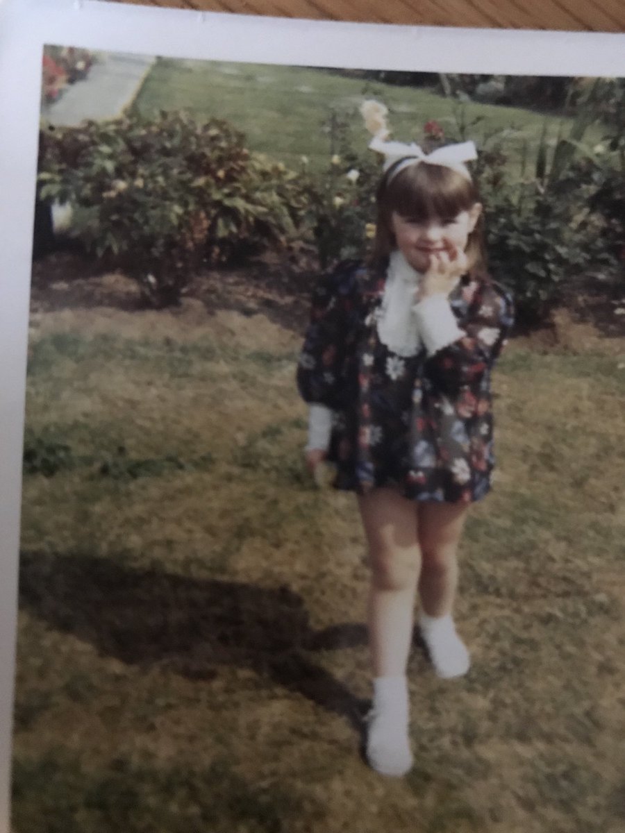 #sewingbee Hmm I’m sure I’ve seen that dress that  #brogan is wearing .. oh yes .. on me when I was 4!