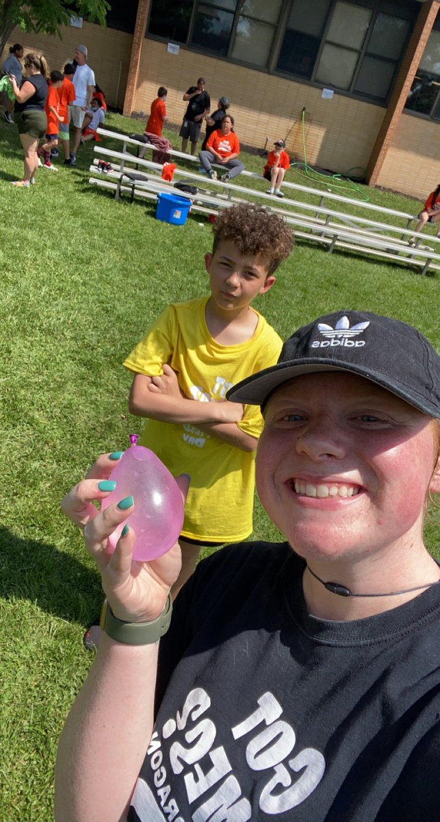 Julianne Goldy tweet media