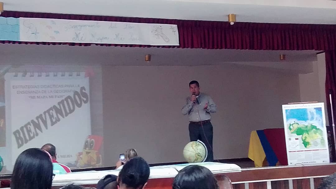 EbMonsenor's tweet photo. #8jun Jornada de Lanzamiento del Programa "Mi Mapa Mi País" Ponente Prof. Victor Mejia C-3, Red 18 Valera, En presencia de autoridades educativas @MariiaPalomares @escprimariatru @zaacrojo @Gerardo4fPsuv @_LaAvanzadora @ZonaEduTrujillo @MPPEDUCACION @angiequintaPSUV https://t.co/NVM8qBh06l