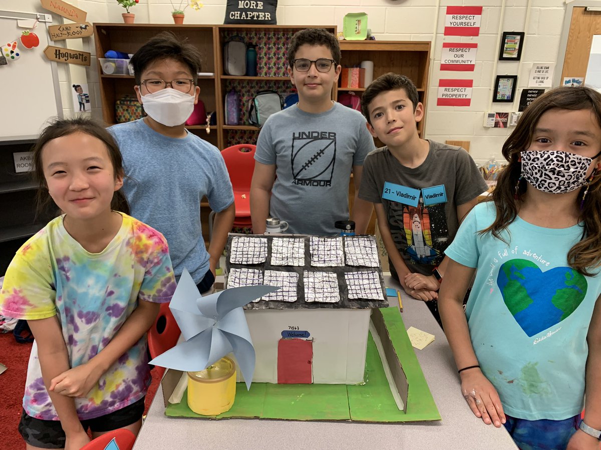 EducatorAkbar's tweet photo. So proud of how their Passive Solar Houses turned out! @ForestvilleFCPS #STEAM #SOLAR #4thGrade https://t.co/1NFD6gDlGT