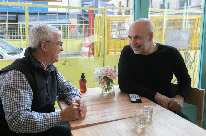 FUwb0zqWQAgy6tk?format=jpg&name=small