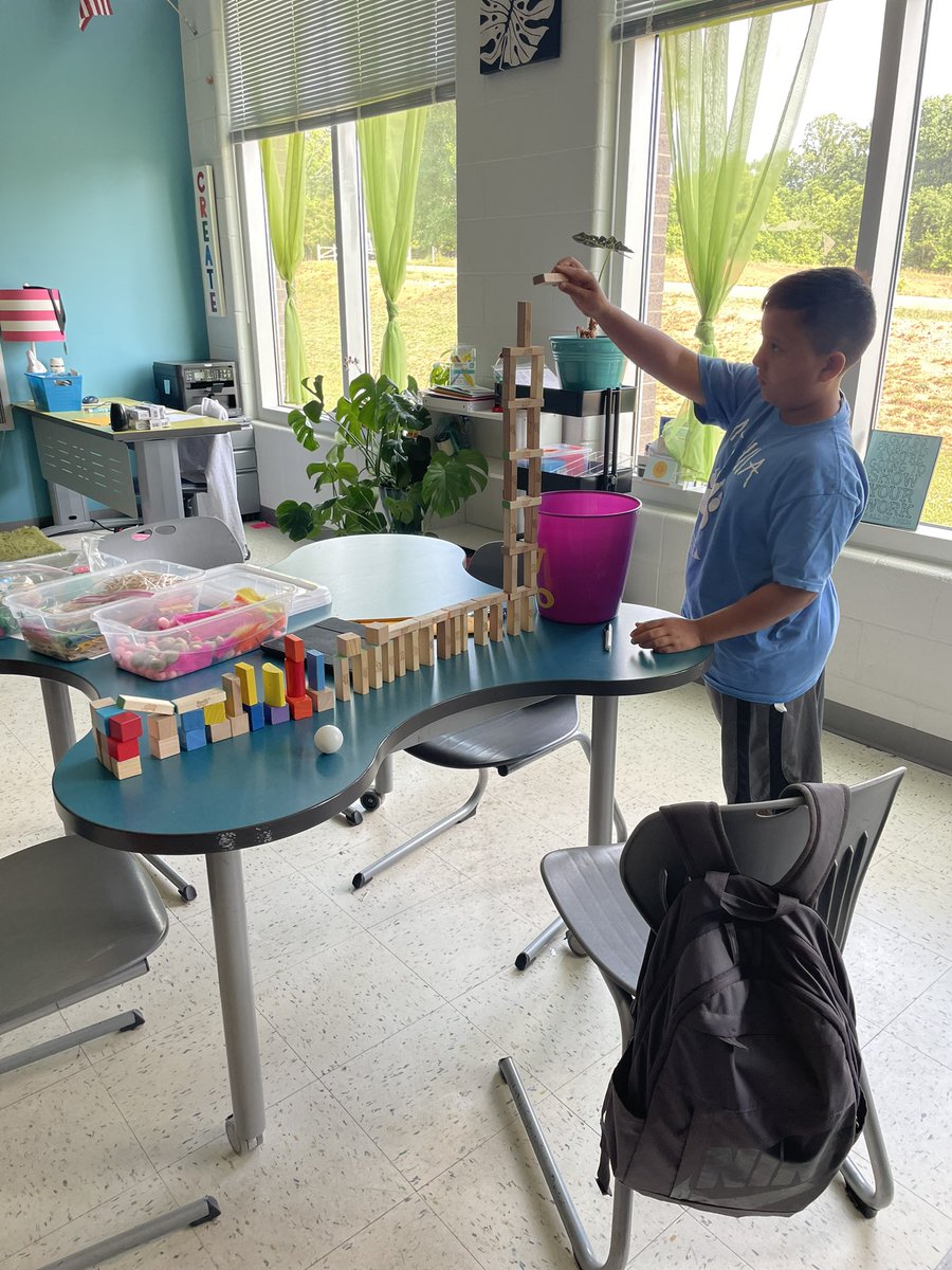 Charlie Eller tweet media