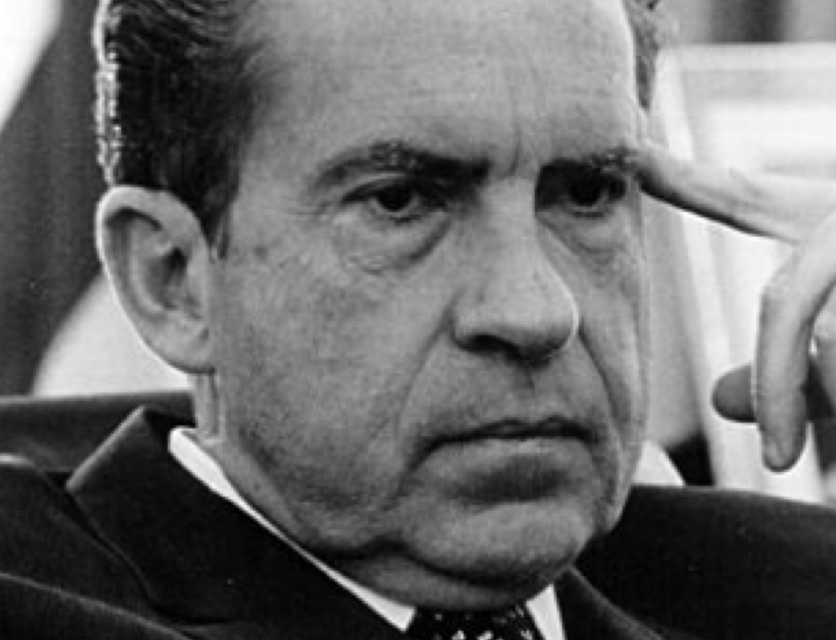 Russ_Woody's tweet photo. NIXON’S FRIEND showed up at 2 a.m. with a gift for Nixon. Secret Service stopped the friend, heard noise in the trunk where they found a smiling naked stripper. Secret Service didn't  wake Nixon because he was an insane partier. (If you’re under 30, the last part was a joke.) https://t.co/IAVNSSyoUo