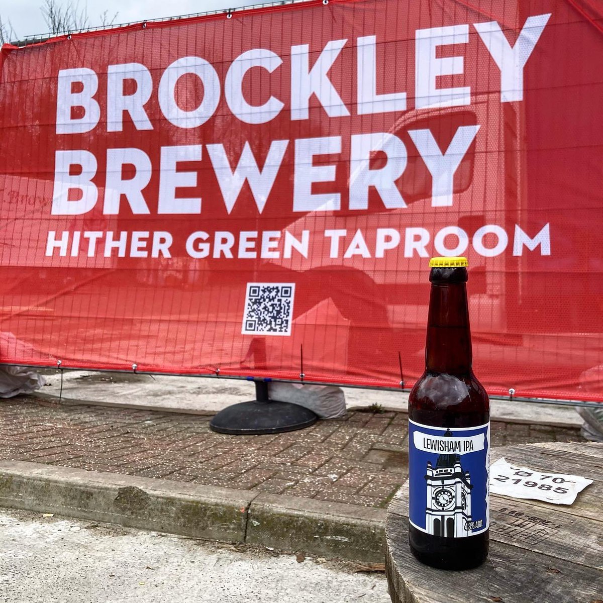 The #CoopersSummerFair is not just for the kids! Make sure you pop into our Beer & Prosecco Over 18s bar to try @brockleybrewery’s locally brewed beer.  We also have some extras for the raffle so you can stock up your fridge! #supportlocal #notjustforkids @CoopersLaneSch