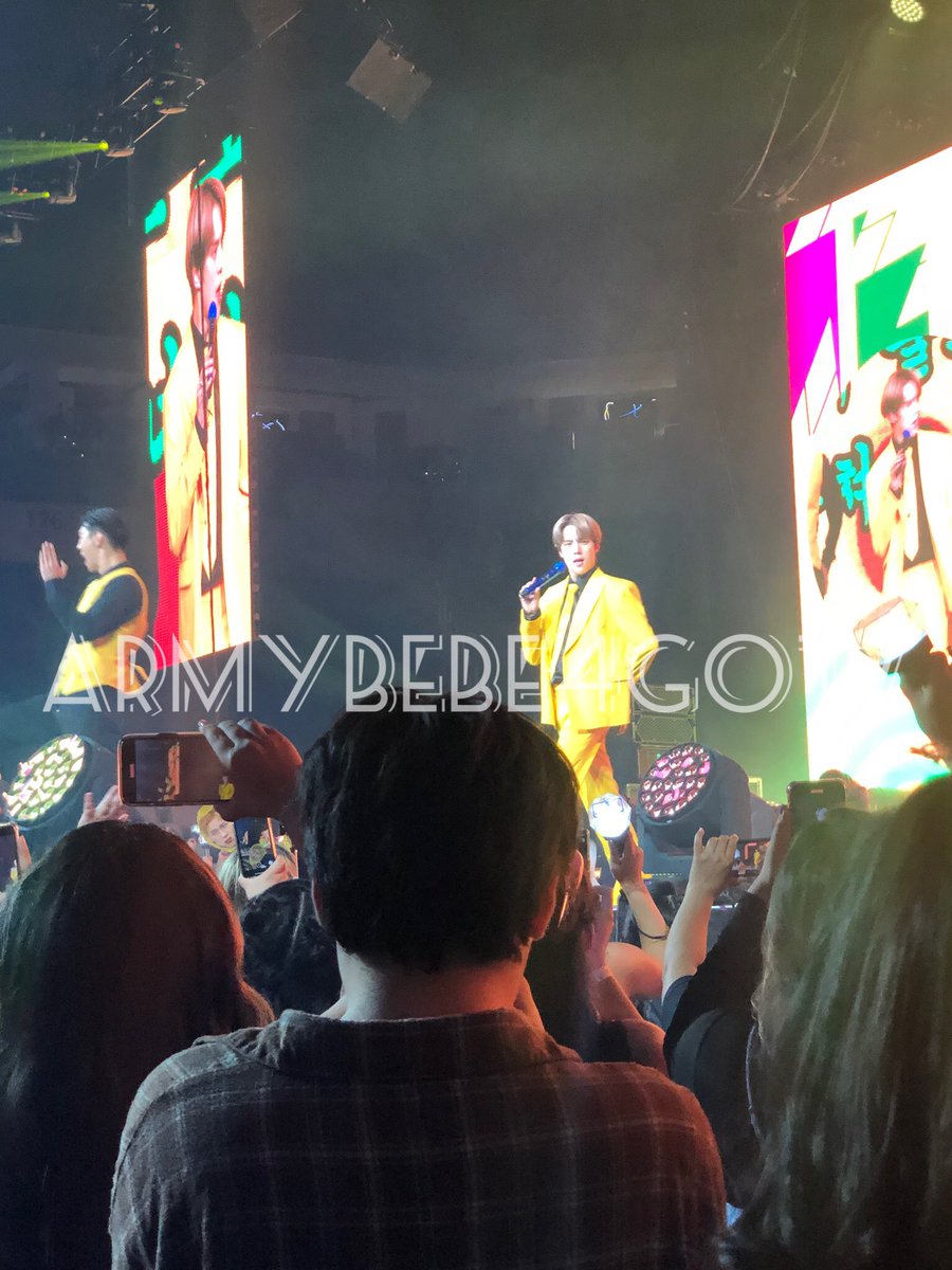 Armybebe4gOT7's tweet photo. Jooheon and Minhyuk looking at my camera…I can die happy🤩🤩
#MonstaXinFortWorth #MONSTAXinTEXAS #monstax #jooheon #minhyuk https://t.co/ejoNLd2i6A