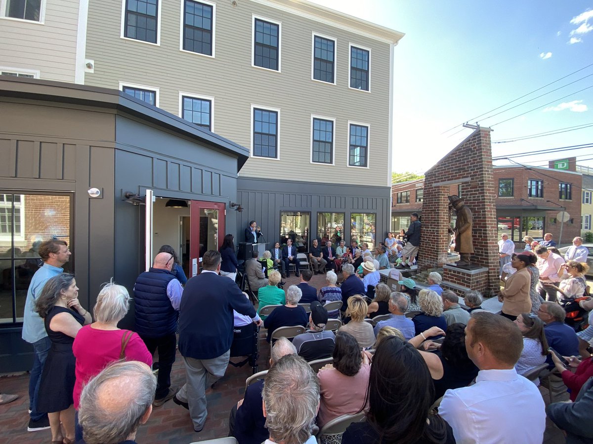 GovChrisSununu's tweet photo. Huge crowd today as we cut the ribbon on Ruth Lewin Griffin Place — a brand new workforce housing complex in downtown Portsmouth to honor Ruth’s decades of service to the City of Portsmouth and the State of New Hampshire. We love you Ruth! https://t.co/RcYKG2XZC8