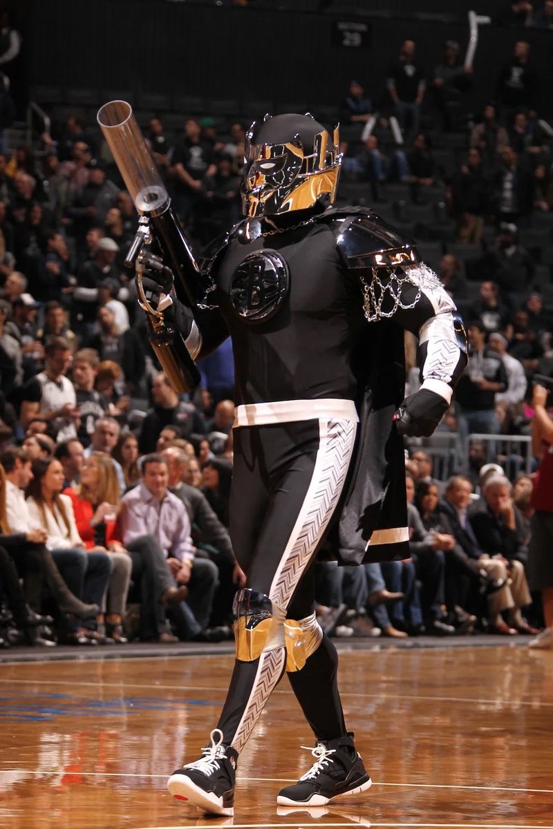 The Brooklyn Knight Mascot For The Brooklyn Nets Was The Best Mascot Of All Time.