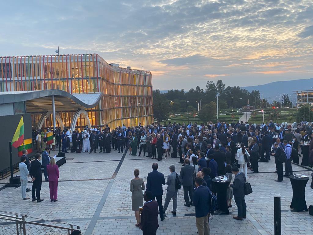 Well-attended 🇱🇹reception at @ITU #WTDC in Kigali🇷🇼 in support of 🇱🇹ITU DSG candidate @tlamanauskas, honored by the presence of ITU SecGen, 🇷🇼Minister of Communications, numerous other dignitaries and members of international telecommunication community