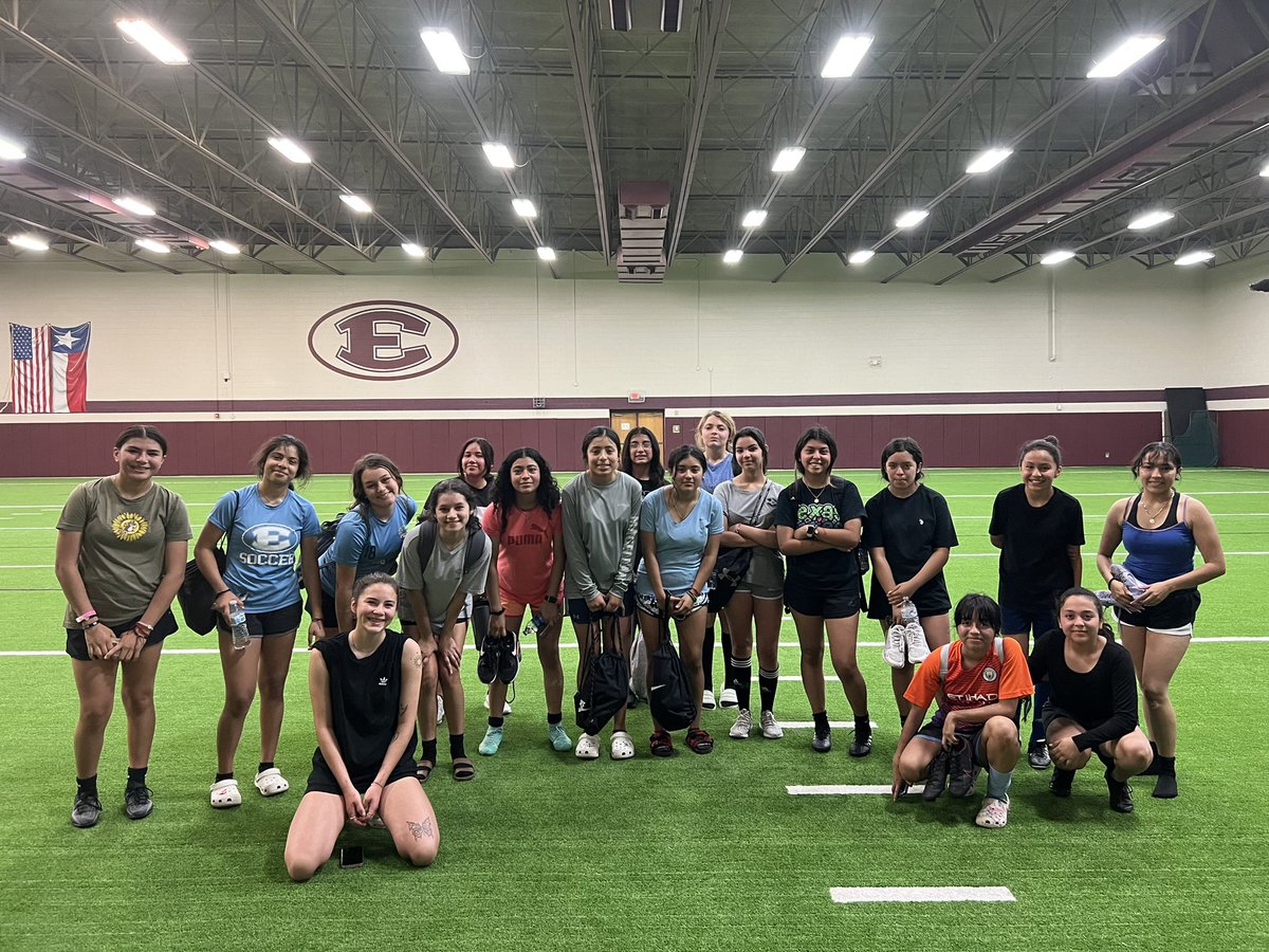 Day 2 & Day 3 of summer workouts were a success! Continue to show up and show out Lady Lions! 💪🏽⚽️ See you girls next week Mon-Wed 9am-11am! #LadyLionsSoccer #Ennis #SummertimeGrind