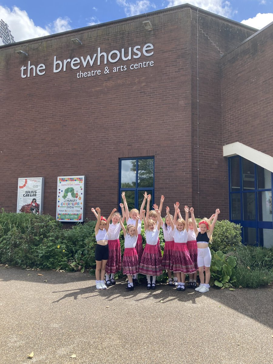 An fantastic day at <a href="/BrewhouseLive/">Taunton Brewhouse</a> Taunton for @TheRLP1 Performing Arts Festival! An amazing experience for our little troupe of dancers! 💃🏼
