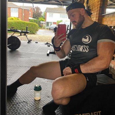 _conradsleet's tweet image. #NewProfilePic