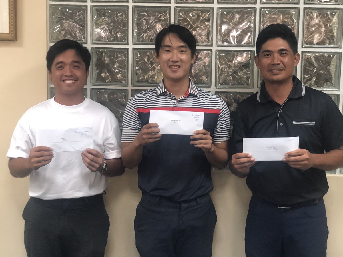 MustappaSirat's tweet photo. 3 of Brunei Darussalam’ top golfers received their prizes yesterday after winning first ever Pro Tour organised by the Brunei Darussalam Golf Association. https://t.co/jUQAl5xpZ6