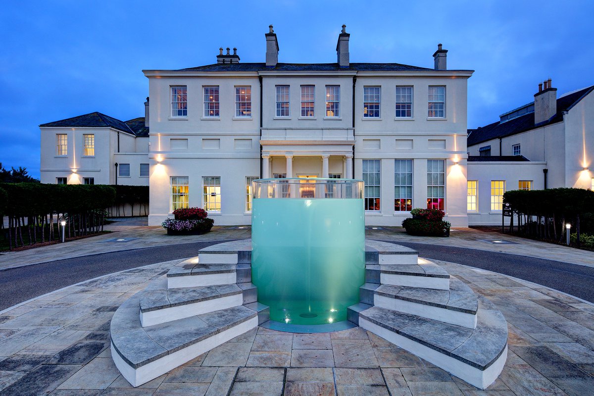 The awards just keeping coming in for #NorthEastEngland - <a href="/SeahamHallHotel/">Seaham Hall</a> takes home the GOLD for Small Hotel of the Year!!!! 🥳Massive congrats to the team

#VEAwards2022 <a href="/VCDBusiness/">Visit County Durham</a>
