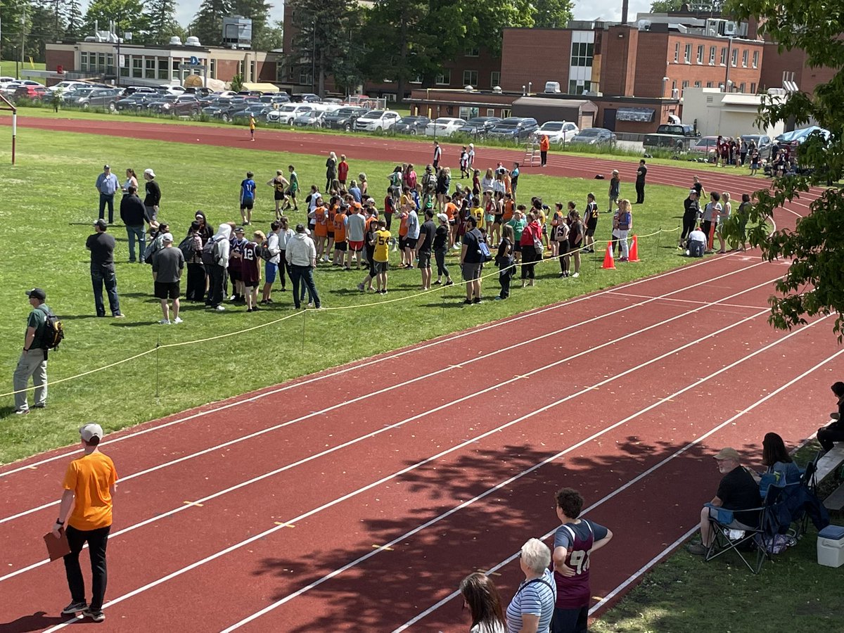 What a beautiful day at the 14th annual Bill Tyrrell Memorial Track Meet. 11 schools, approx 600 athletes, many amazing volunteers, and great coaches. Congrats to <a href="/walzad/">Walter Zadow P.S.</a> Gr.  5/6 champs, <a href="/rci_athletics/">RCI Athletics</a> Gr. 8 champs, and st Joes Arn Gr. 7 champs. <a href="/RCEIAAeast/">RCEIAA EAST</a>