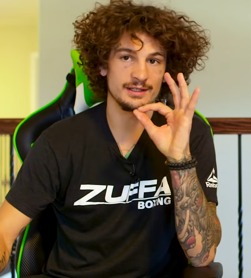 Joesetz's tweet photo. Until I see Andrew Garfield and Sean O' Malley in the same room I'm convinced  @SugaSeanMMA Is Andrew Garfield in character #ProveMeWrong #IHadToGoogleAndrewGarfieldImagesForThisJoke
#MyInternetSearchHistoryLegitSaysAndrewGarfieldFlexing https://t.co/l1xVAzmRxi