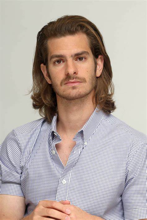 Until I see Andrew Garfield and Sean O' Malley in the same room I'm convinced  <a href="/SugaSeanMMA/">Sean O'Malley</a> Is Andrew Garfield in character #ProveMeWrong #IHadToGoogleAndrewGarfieldImagesForThisJoke
#MyInternetSearchHistoryLegitSaysAndrewGarfieldFlexing