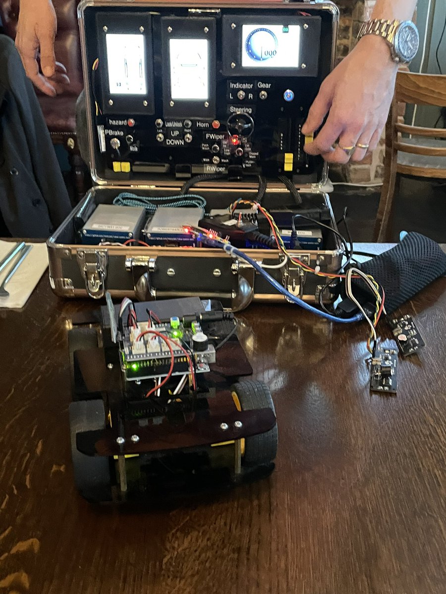 _SecurityPanda_'s tweet image. Car hacking at @_dc151 with @mintynet. Thanks for driving up from London!! Most informative and great Q&amp;amp;A!