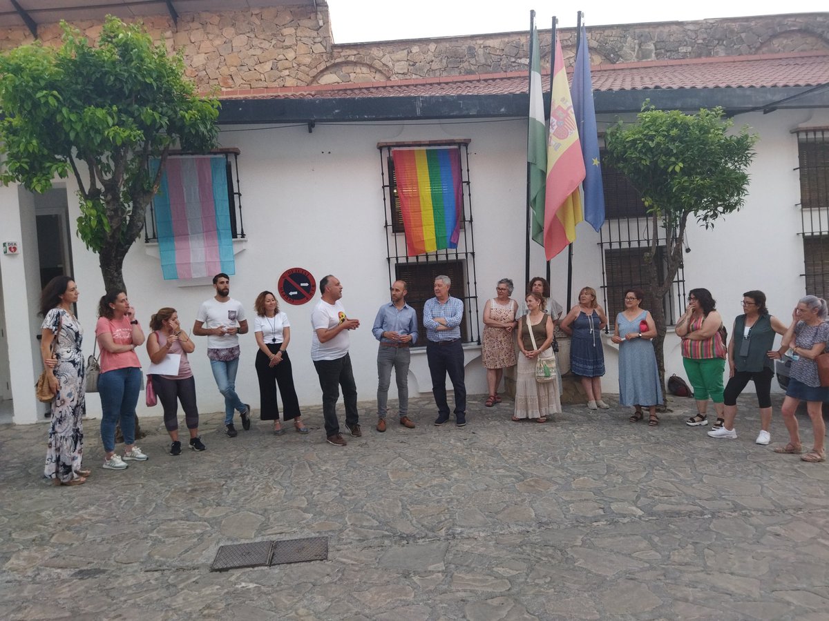 AnaSalguerS's tweet photo. Benamahoma por la diversidad.
#OrgulloSerrano https://t.co/4Wc66xfn0p