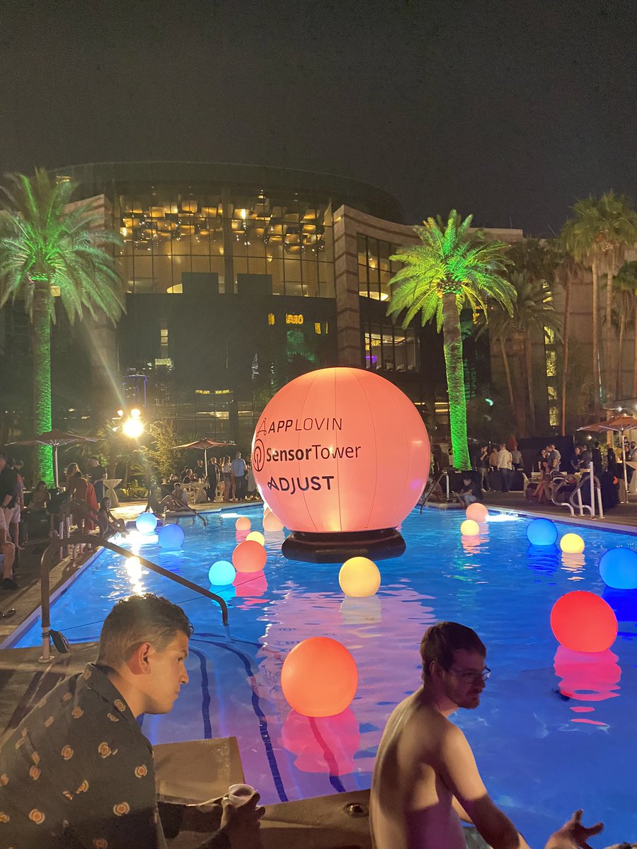 Hannah Zhang tweet media