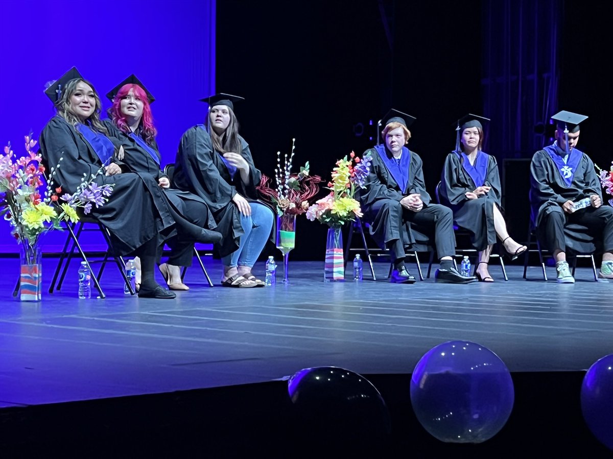 RupertSchools (@rupertschools) on Twitter photo Congratulations to the graduates from Pacific Coast School. We wish you all the best! 🎓🎉#RupertSchools <a href="/APSamoil/">Andrew Samoil</a> Congratulations to the graduates from Pacific Coast School. We wish you all the best! 🎓🎉#RupertSchools <a href="/APSamoil/">Andrew Samoil</a>