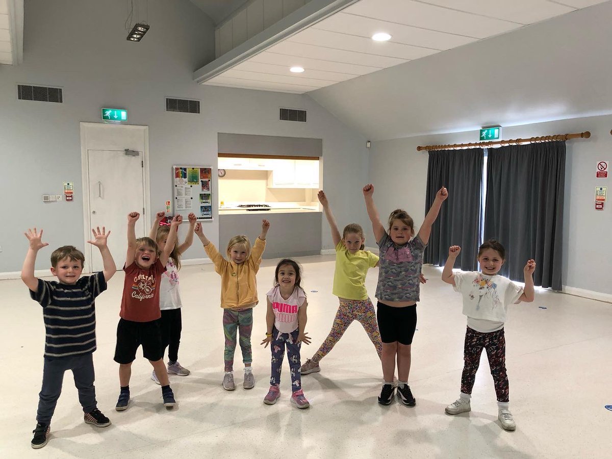 RedDotTheatre's tweet photo. Our launch day was amazing!!! So much fun and great work by all the little dots! Can’t wait for next week! #musicaltheatreclass #childcare #activitiesforchildren #littledots #sing #act #dance #perform #fun #jointhefun #newclass #learnperformshine https://t.co/QlrXh3oiFr