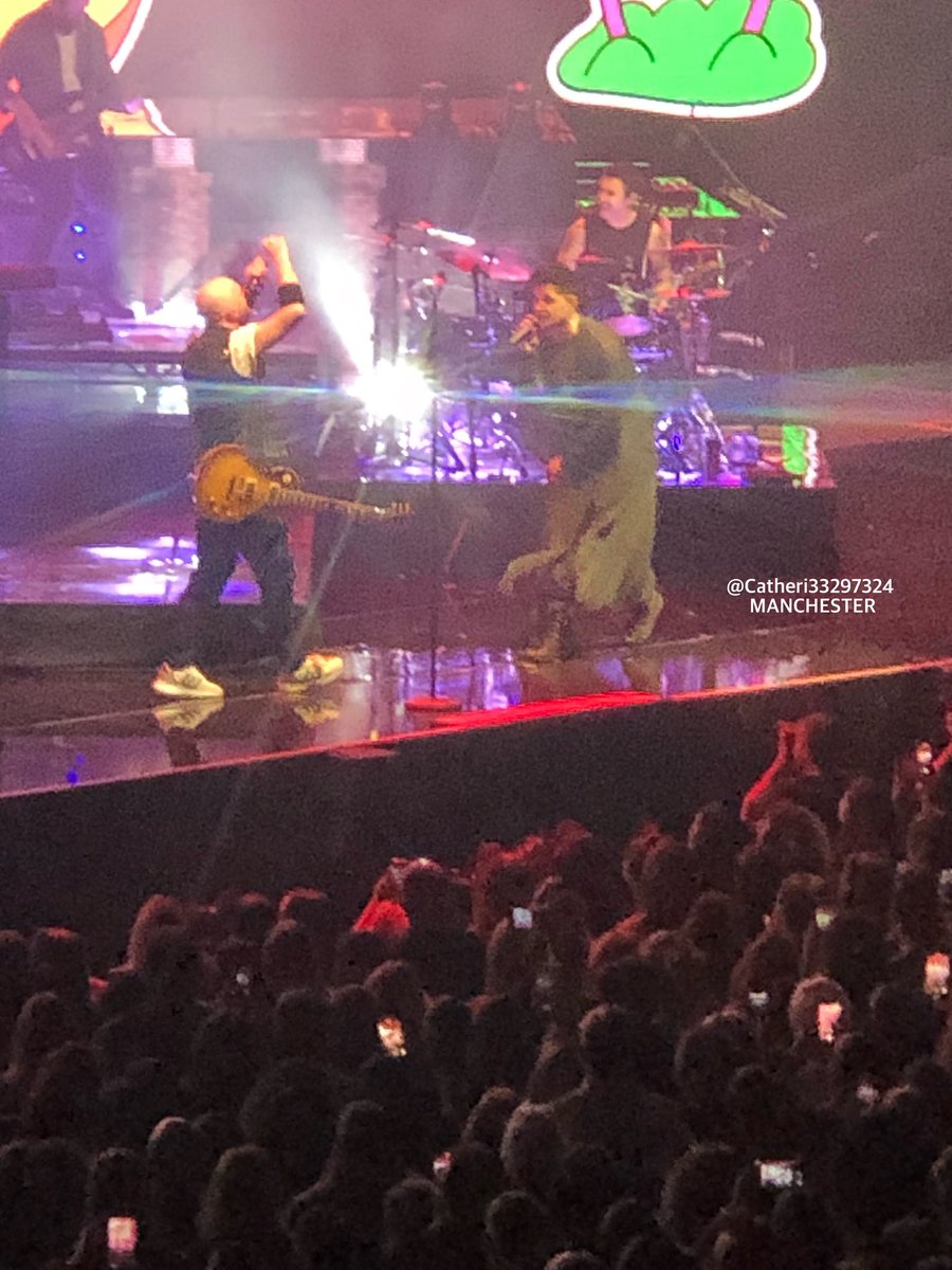 Catheri33297324's tweet photo. Good Night ❤️😘@thescript Mark @TheScript_Danny @glenofthepower hope you had a great day off 😎
❤️sweet dreams sleep well and please keep safe and well 🙏🏻❤️🌍🌏🌎😴😘Big Love to you all 🤗🤗❤️#markisback 🎉
#TalesFromTheScriptTour
#TheScriptFamily #ArmsOpen 🙌🏻❤️ #Always ❤️👊🏻 https://t.co/DNE8oBhWcK