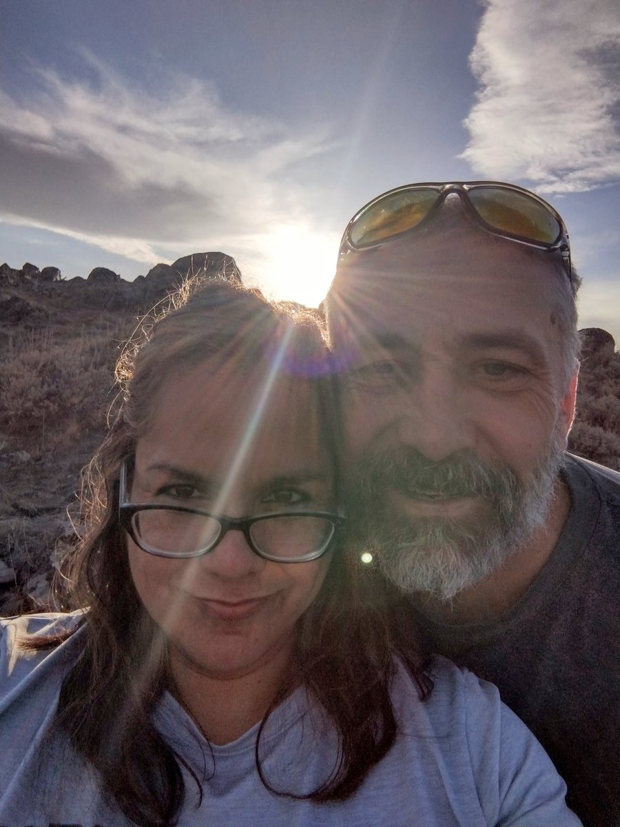 HalbertVal's tweet photo. I absolutely love this picture of us two... https://t.co/ZcvNDRodZx