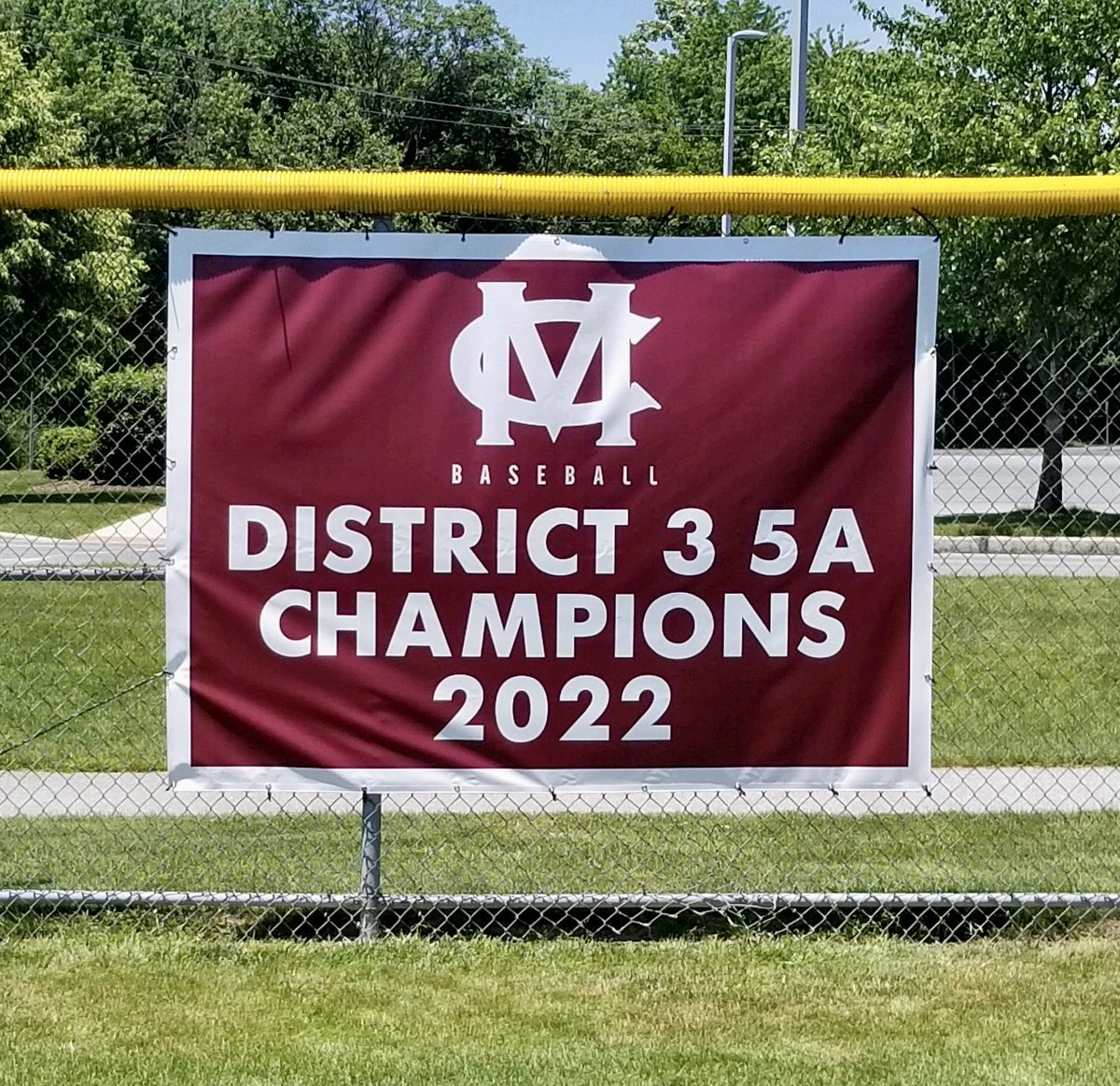 BaronMCBaseball's tweet photo. Nice addition to the left field fence! Thank you booster club for all you do! #LETSGO https://t.co/Xcm4jaupsh