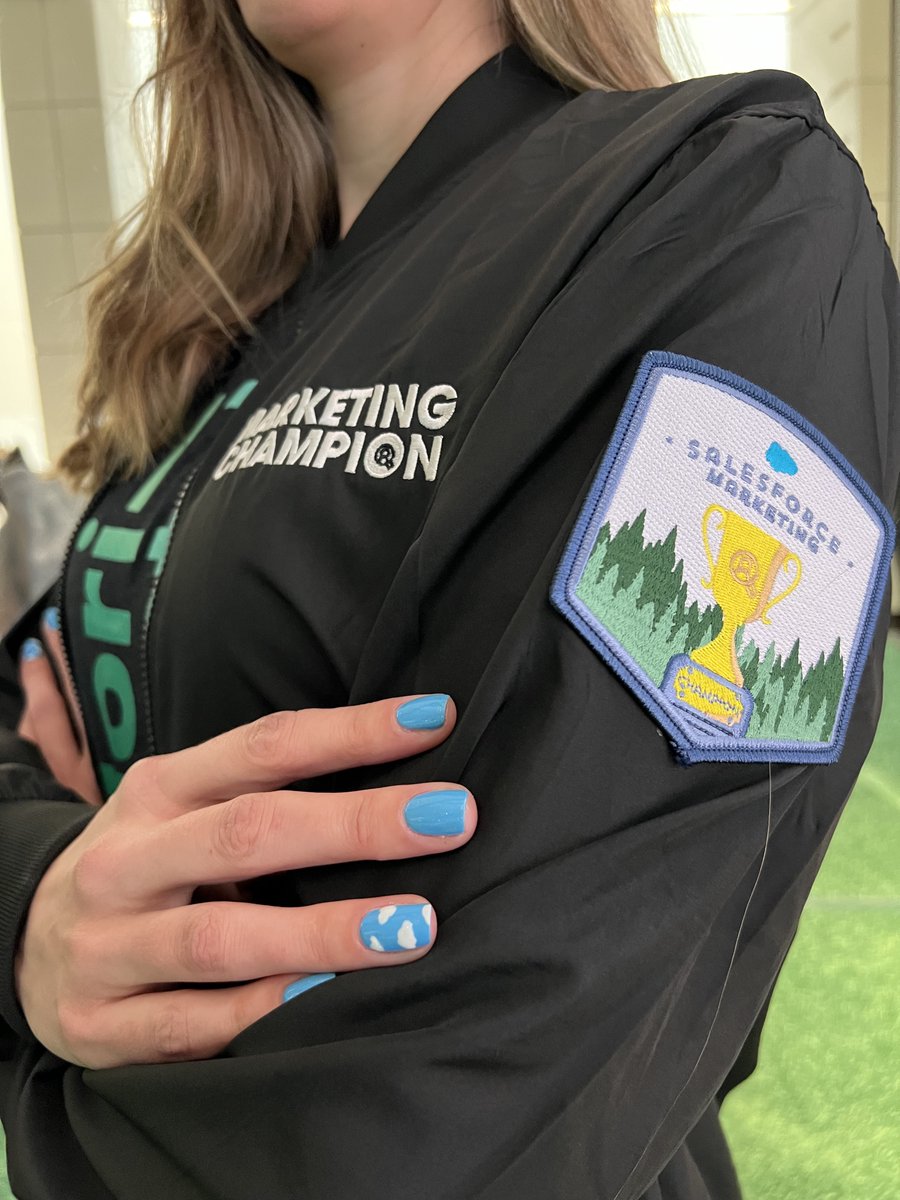 Show us how you #CNX22. 

We think <a href="/JackieMennie/">Jackie Mennie</a> nailed it! 💅 💙