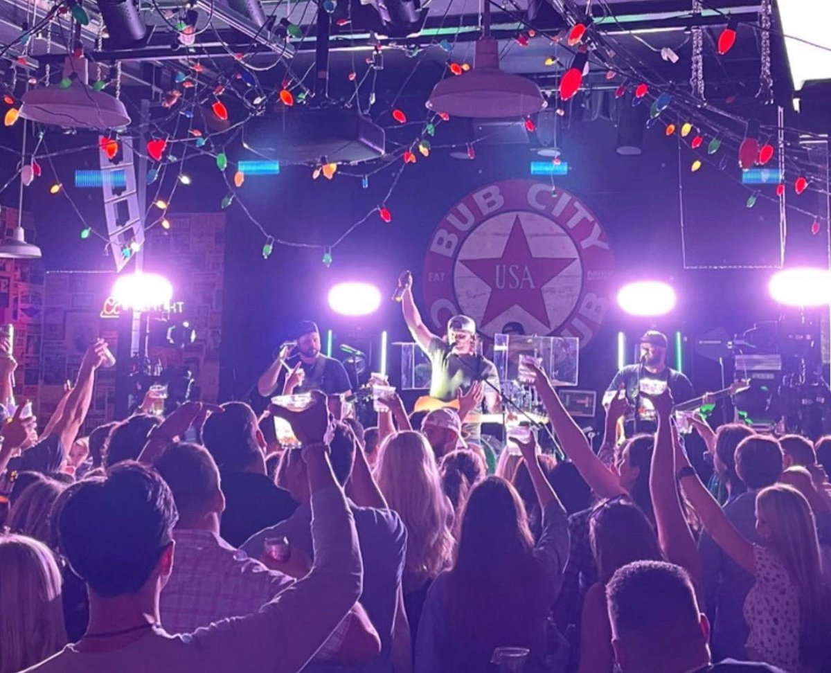 Life’s been crazy the past few weeks, wouldn’t change it for a thing