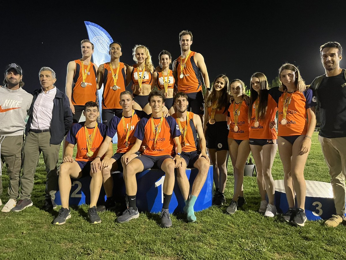 🔶🔷 SOU EL MILLOR QUE S’HA PARIT 🔶🔷

4 PODIS del Club al Campionat de Catalunya de Relleus de 4 possibles

ÚNIC CLUB EN ACOSEGUIR-HO

🥇 4x400 MASCULÍ 3:13.45
🥈 4x100 MASCULÍ 42:24
🥉 4x400 FEMENÍ 4:07.17
🥉 4x100 FEMENÍ 49:45

Magnífic! Sense paraules!