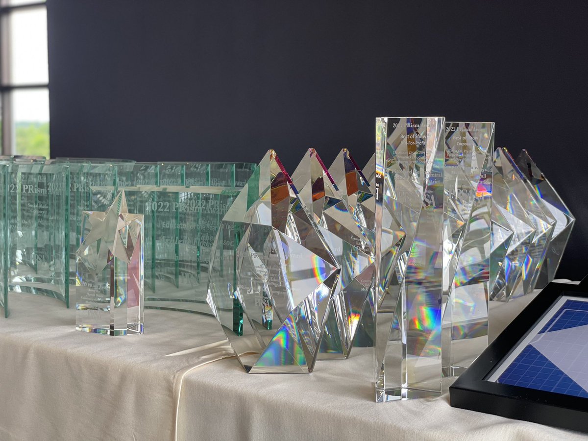PRSARochester's tweet photo. It’s our favorite night of the year! The 2022 #ROCPRism Awards have begun at the @rocRMSC with happy hour and networking with fellow PR pros, while eagerly awaiting the announcing of our 2022 winners by @13WhamSam and @NatalieKucko https://t.co/hMAwGOYSpY