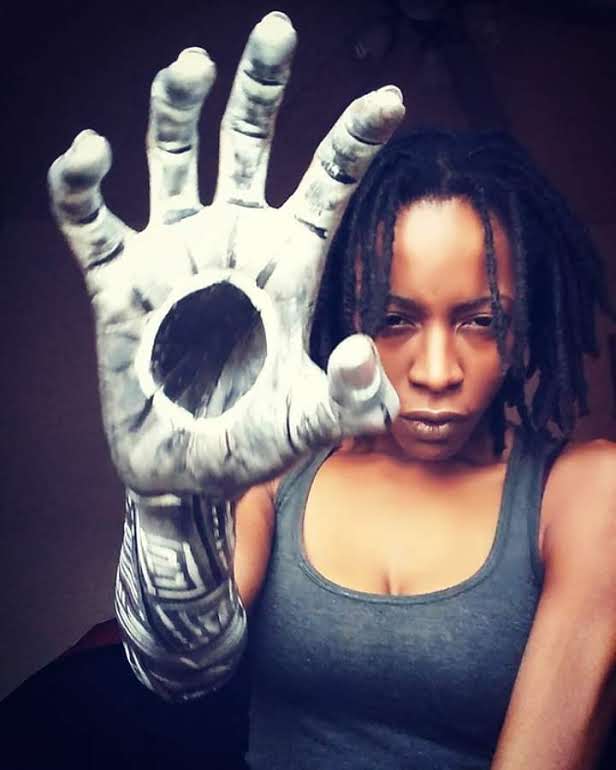 CocoKarma1's tweet image. "GET OVER HERE!!!"🫴🏾✊🏾💪🏾 
Grab life like a #bull by the #horns 🐂 #bodypainting #CYBORGSUNITE #bionic #ArtistOnTwitter #art #ArtOfTheDay #PainterOfTheNight #painting #bodyart #artwork #designerart #getoverhere #Coal #Montero #Motivation