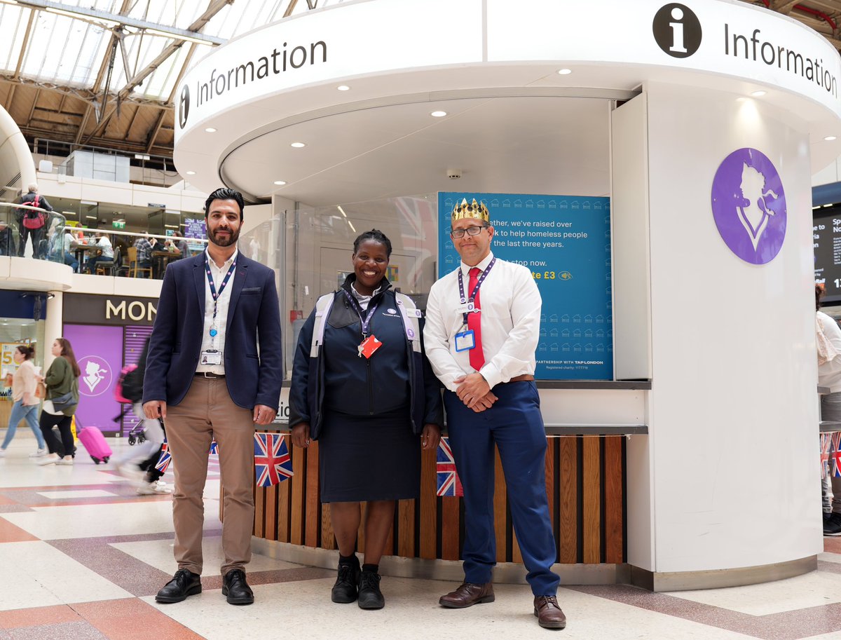 shahsa12's tweet photo. After four days of parades and street parties celebrating Queen Elizabeth II’s 70 years on the throne, the Platinum Jubilee celebrations ended.

It was a great last weekend working at London Victoria.

I would like to thank each one of you for the hard work and all the efforts. https://t.co/HfPo6wvpho