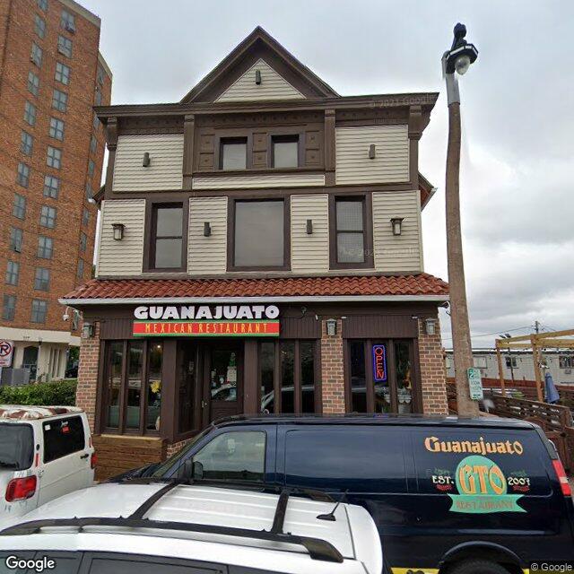 everylotmke's tweet photo. 2315 S HOWELL AV, 53207 https://t.co/Cu35ZJGcIk